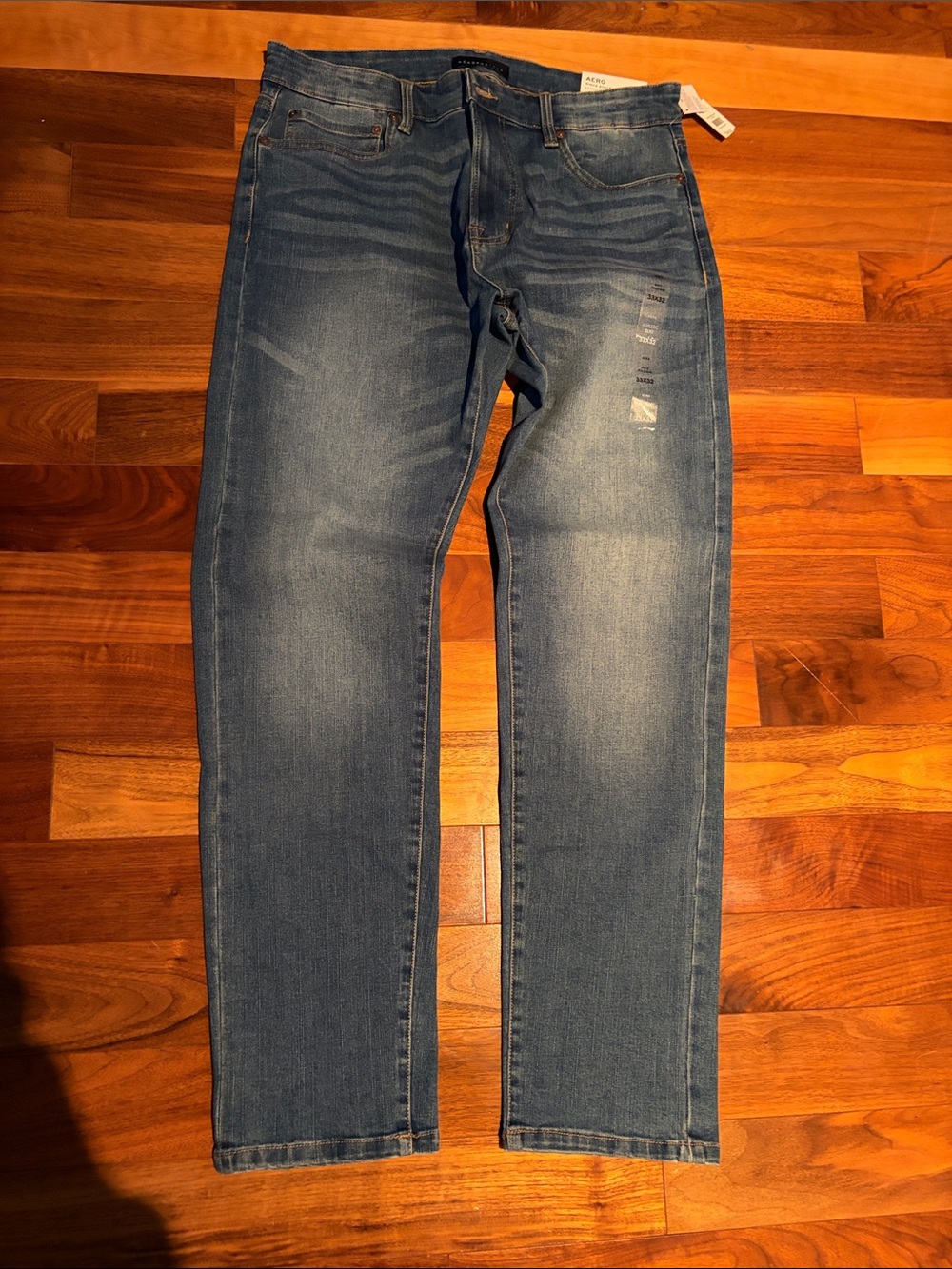 Slim Straight Men's Jeans in Medium Blue Wash